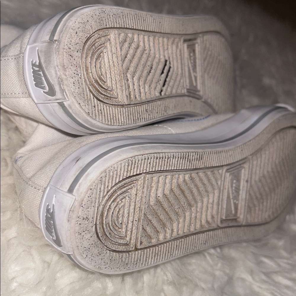 Nike Blazer Mid White High-top Sneakers, Size 7.5 Women’s - Picture 13 of 16